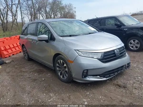 5FNRL6H63PB020409 2023 HONDA ODYSSEY - Image 1