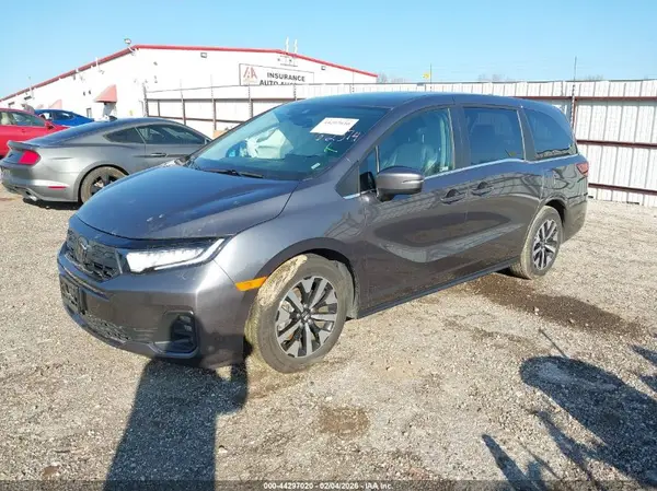 5FNRL6H63SB058165 2025 HONDA ODYSSEY - Image 2