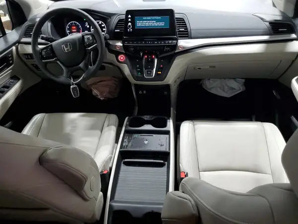 5FNRL6H63SB078870 2025 HONDA ODYSSEY - Image 8