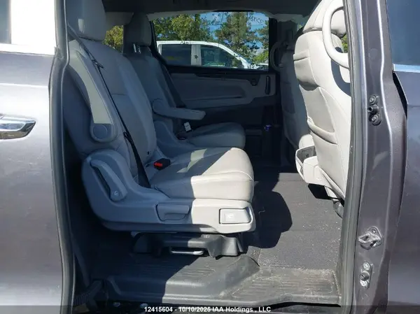 5FNRL6H64KB511600 2019 HONDA ODYSSEY - Image 8