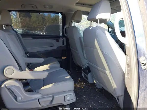5FNRL6H64PB018491 2023 HONDA ODYSSEY - Image 8