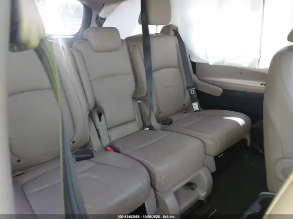 5FNRL6H64PB019866 2023 HONDA ODYSSEY - Image 8