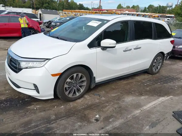 5FNRL6H64PB025005 2023 HONDA ODYSSEY - Image 2