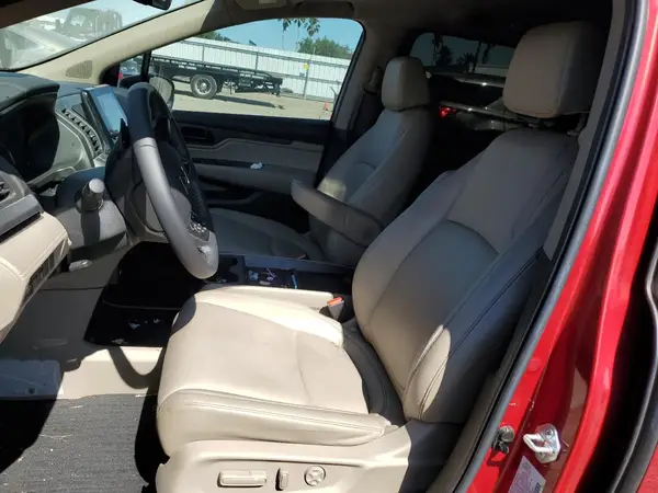 5FNRL6H64PB032715 2023 HONDA ODYSSEY - Image 1