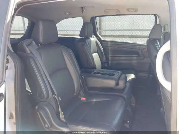 5FNRL6H64PB061065 2023 HONDA ODYSSEY - Image 8