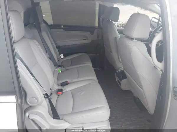 5FNRL6H64RB011883 2024 HONDA ODYSSEY - Image 8