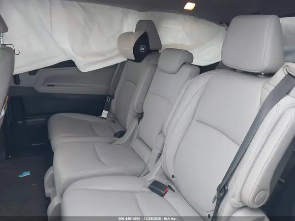 5FNRL6H64RB011916 2024 HONDA ODYSSEY - Image 8