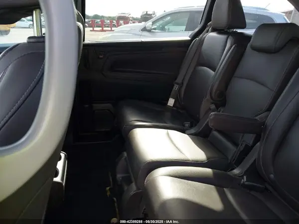 5FNRL6H64RB012970 2024 HONDA ODYSSEY - Image 8