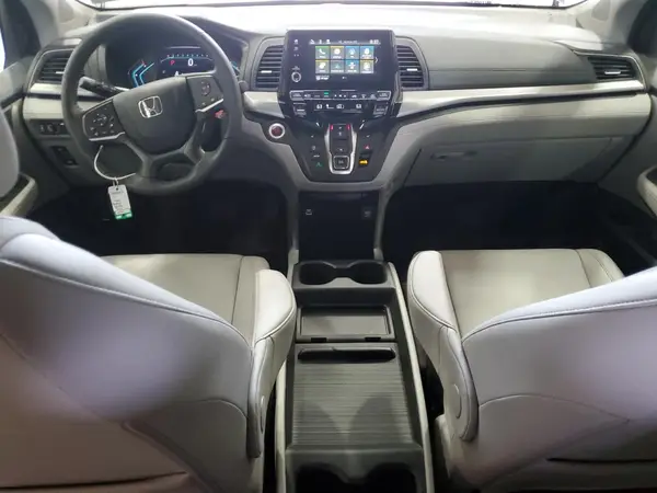 5FNRL6H64RB057651 2024 HONDA ODYSSEY - Image 8