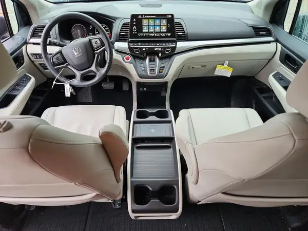 5FNRL6H64SB015793 2025 HONDA ODYSSEY - Image 8