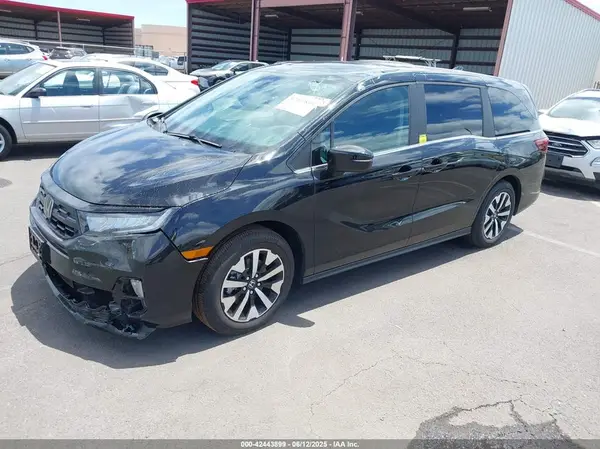 5FNRL6H64SB037955 2025 HONDA ODYSSEY - Image 2
