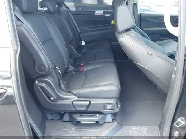 5FNRL6H64SB037955 2025 HONDA ODYSSEY - Image 8