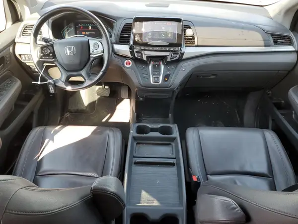 5FNRL6H65JB505710 2018 HONDA ODYSSEY - Image 8