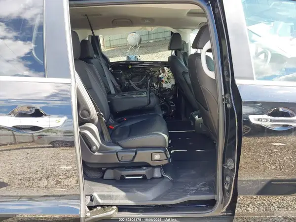5FNRL6H65PB072656 2023 HONDA ODYSSEY - Image 8