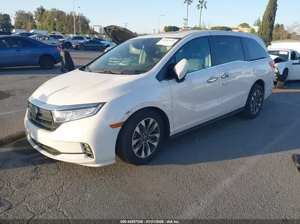 5FNRL6H65PB076884 2023 HONDA ODYSSEY - Image 2