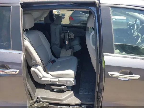 5FNRL6H65PB078358 2023 HONDA ODYSSEY - Image 8