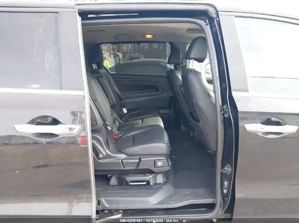 5FNRL6H65RB018907 2024 HONDA ODYSSEY - Image 8