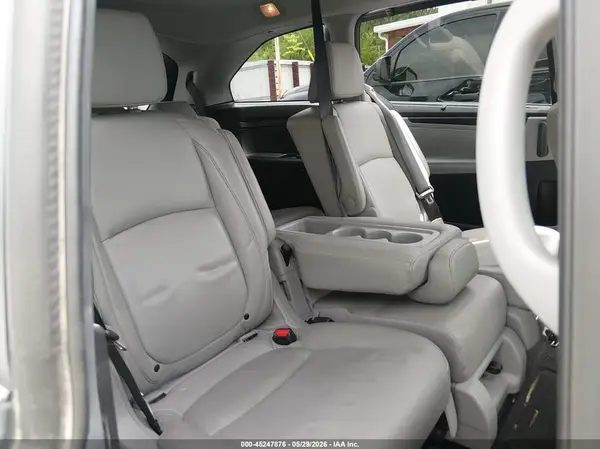 5FNRL6H65RB052393 2024 HONDA ODYSSEY - Image 8
