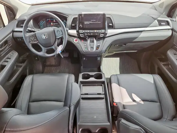 5FNRL6H65RB063765 2024 HONDA ODYSSEY - Image 8