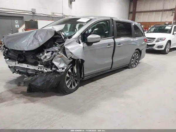 5FNRL6H65RB065483 2024 HONDA ODYSSEY - Image 2