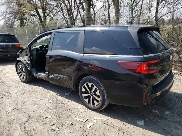 5FNRL6H65SB037379 2025 HONDA ODYSSEY - Image 2
