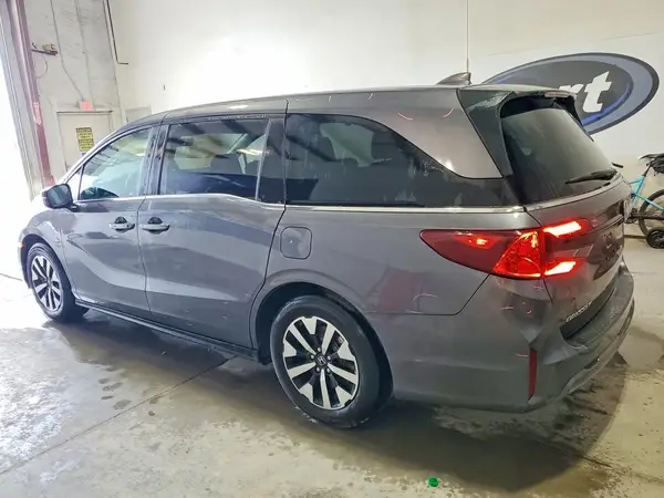 5FNRL6H65SB074058 2025 HONDA ODYSSEY - Image 2
