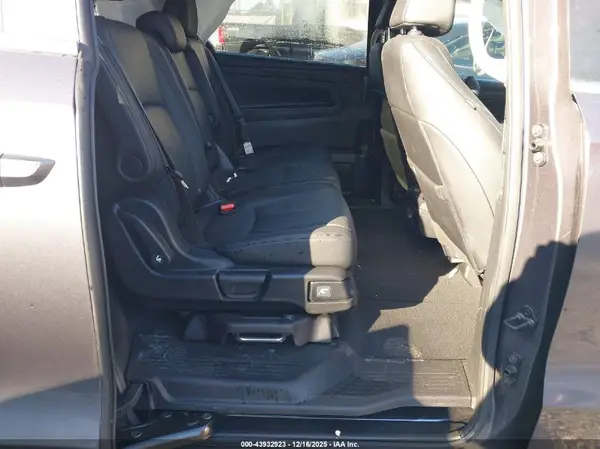 5FNRL6H65SB082256 2025 HONDA ODYSSEY - Image 8