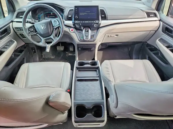 5FNRL6H66JB504095 2018 HONDA ODYSSEY - Image 8