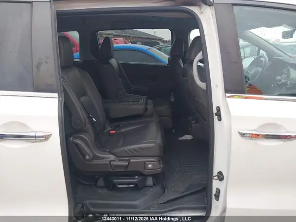5FNRL6H66JB506803 2018 HONDA ODYSSEY - Image 8
