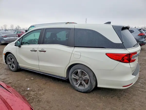5FNRL6H66JB511323 2018 HONDA ODYSSEY - Image 2