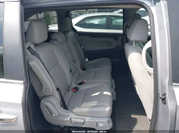 5FNRL6H66RB044786 2024 HONDA ODYSSEY - Image 8