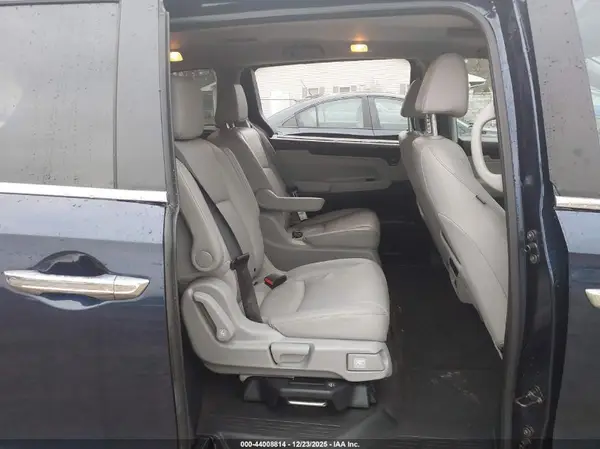 5FNRL6H66RB067646 2024 HONDA ODYSSEY - Image 8