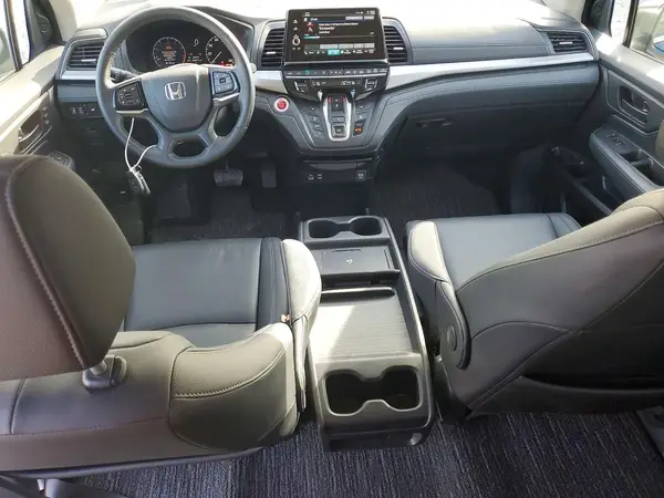 5FNRL6H66SB028464 2025 HONDA ODYSSEY - Image 8