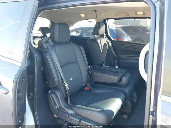 5FNRL6H66SB082248 2025 HONDA ODYSSEY - Image 8