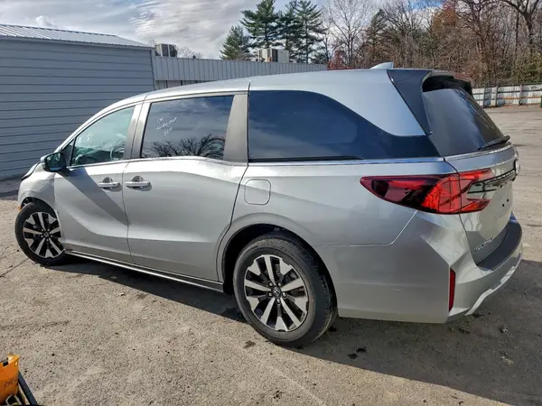 5FNRL6H66SB084596 2025 HONDA ODYSSEY - Image 2