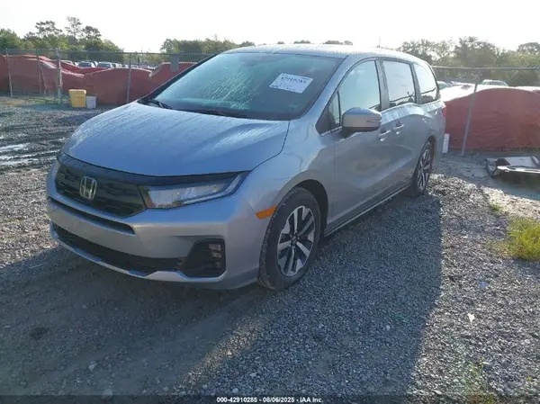 5FNRL6H66SB085294 2025 HONDA ODYSSEY - Image 2