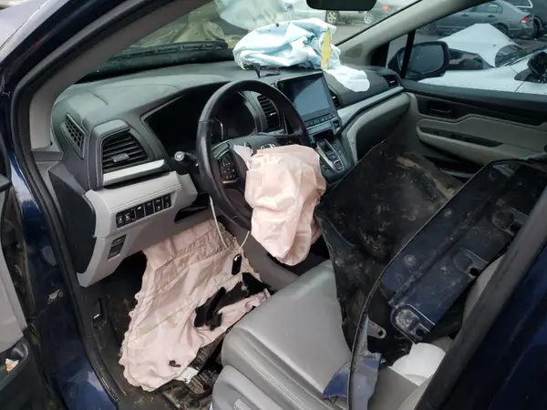 5FNRL6H67JB511623 2018 HONDA ODYSSEY - Image 8