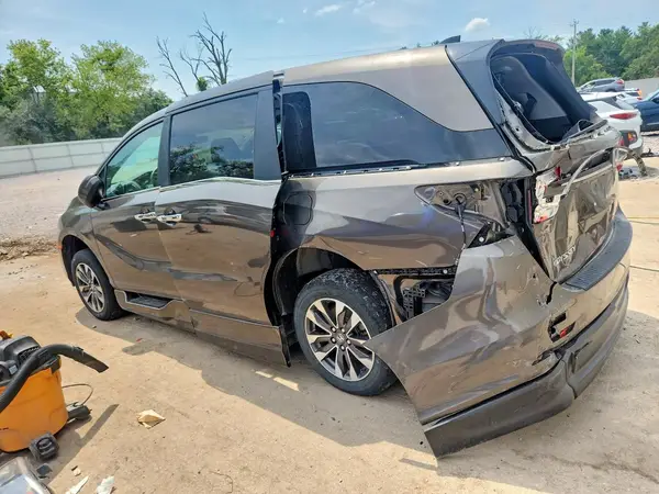 5FNRL6H67PB016993 2023 HONDA ODYSSEY - Image 2