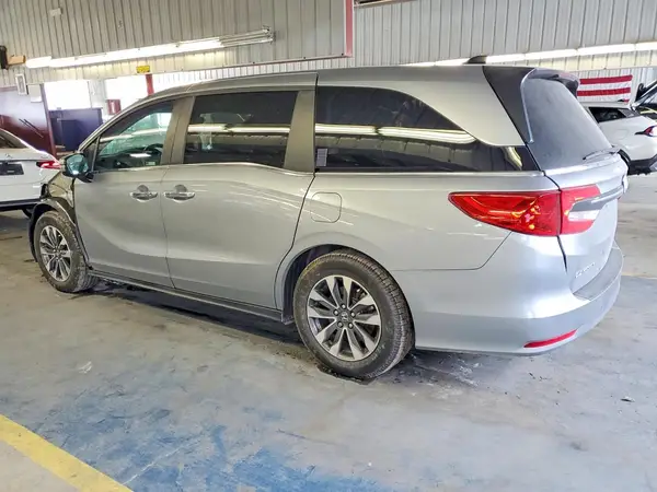 5FNRL6H67PB018033 2023 HONDA ODYSSEY - Image 2