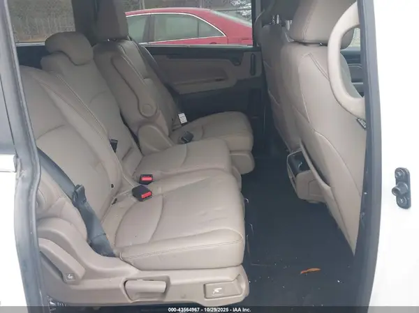 5FNRL6H67PB064980 2023 HONDA ODYSSEY - Image 8