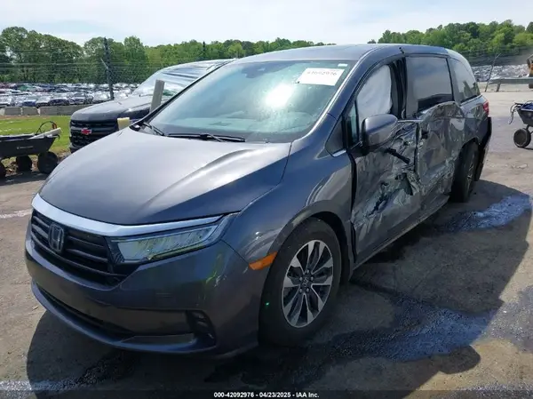 5FNRL6H67PB067555 2023 HONDA ODYSSEY - Image 2