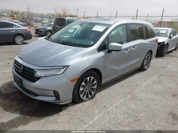 5FNRL6H67RB046630 2024 HONDA ODYSSEY - Image 2