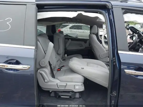 5FNRL6H67RB050483 2024 HONDA ODYSSEY - Image 8
