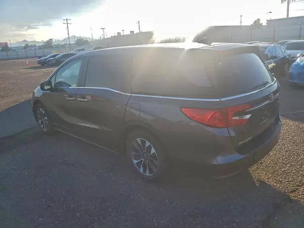 5FNRL6H67RB055084 2024 HONDA ODYSSEY - Image 2