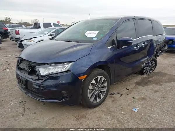 5FNRL6H67RB056672 2024 HONDA ODYSSEY - Image 2