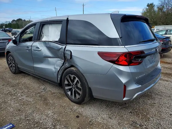 5FNRL6H67SB028909 2025 HONDA ODYSSEY - Image 2