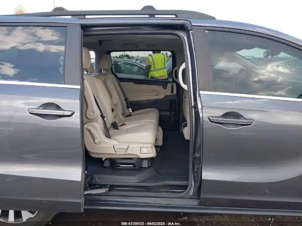 5FNRL6H67SB033950 2025 HONDA ODYSSEY - Image 8
