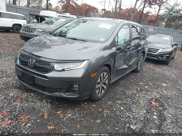 5FNRL6H67SB068374 2025 HONDA ODYSSEY - Image 2