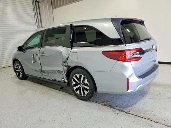 5FNRL6H67SB084221 2025 HONDA ODYSSEY - Image 2
