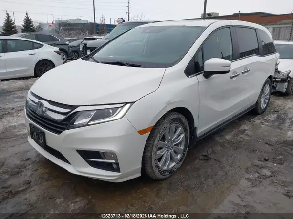 5FNRL6H68JB506320 2018 HONDA ODYSSEY - Image 2